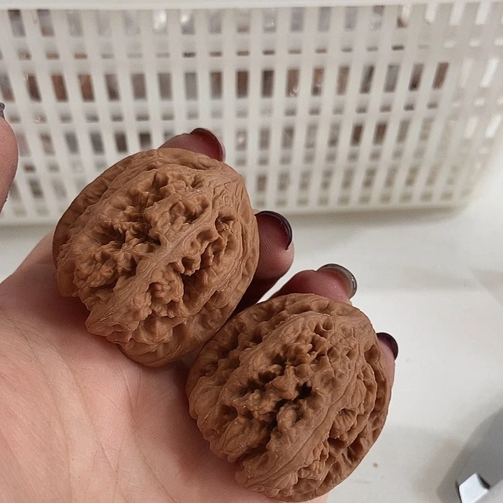 吊坠文玩核桃39粗筋