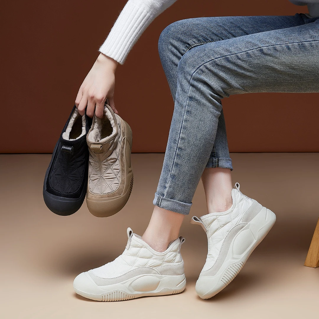 195秋冬新款V口2024宇航布料加毛绒牛反绒敲软敲舒适防滑轻便女鞋