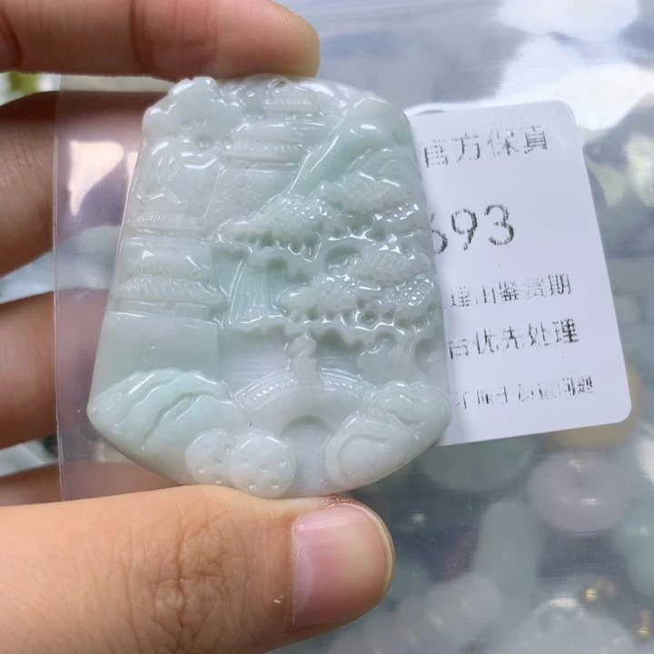 翡翠未镶嵌颈饰翡翠