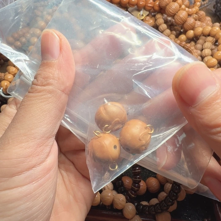 猴头单个给三颗单粒