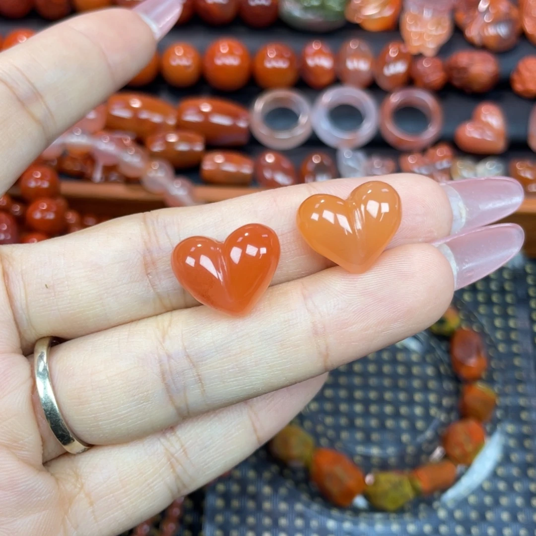 南红玛瑙未镶嵌颈饰屁桃