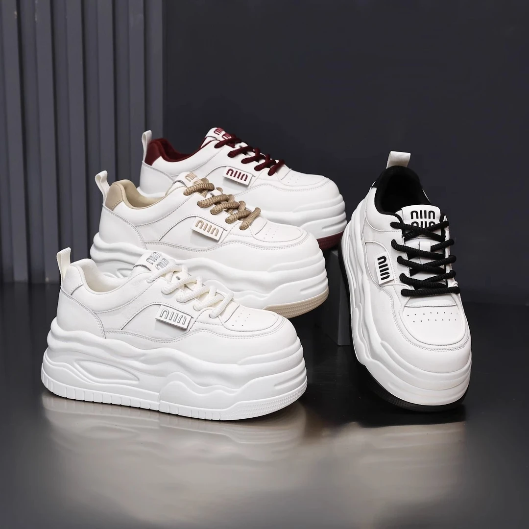 时尚厚底运动增高秋季新款舒适小白鞋百搭小个子轻奢鞋子韩版板鞋