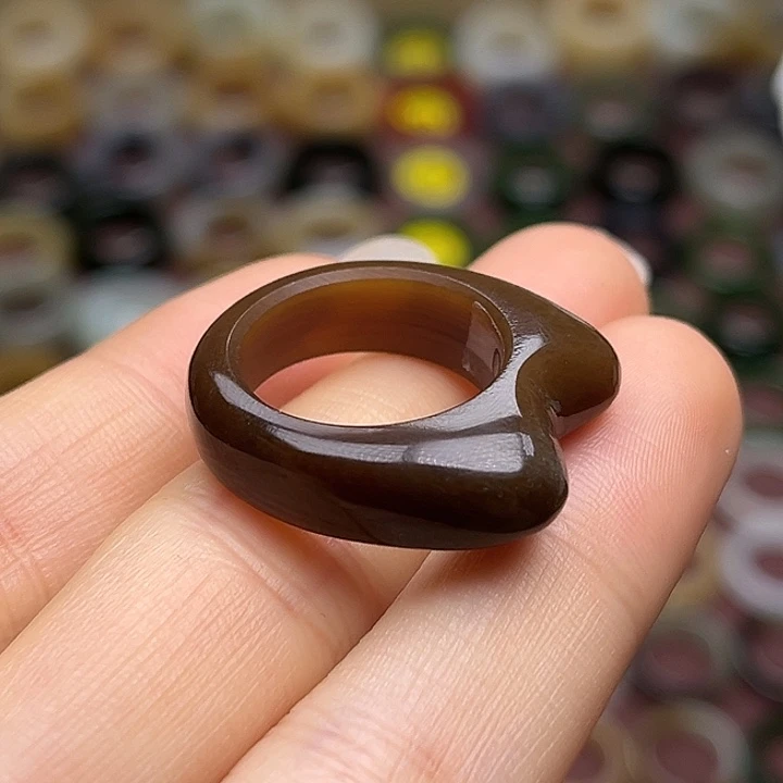 和田玉未镶嵌戒指17.2红糖猫猫