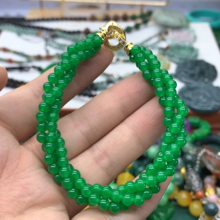 颈饰未镶嵌翡翠吊坠