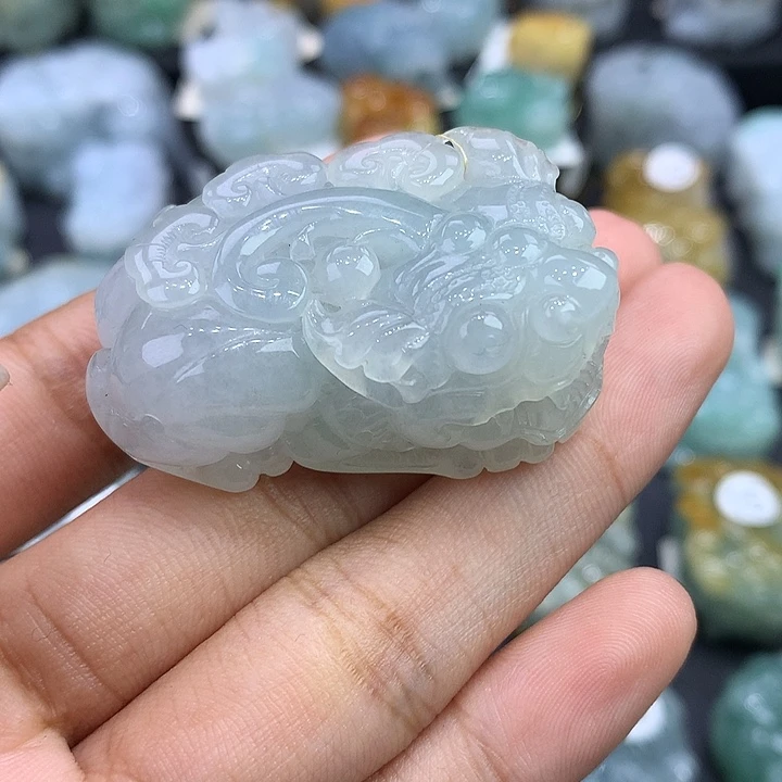 翡翠未镶嵌颈饰天然缅甸翡翠