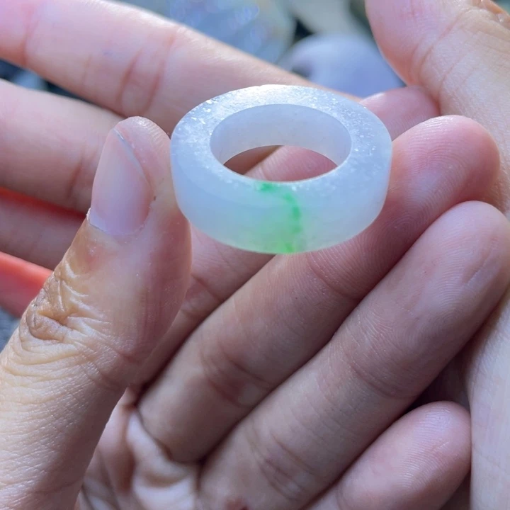 未镶嵌定制翡翠翡翠定制