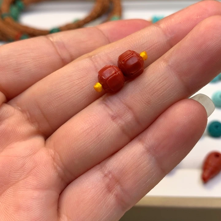 南红玛瑙未镶嵌颈饰