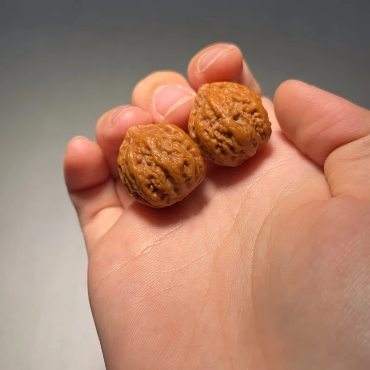 文玩核桃把件水龙纹324