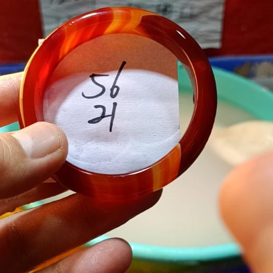 玛瑙/玉髓手镯未镶嵌