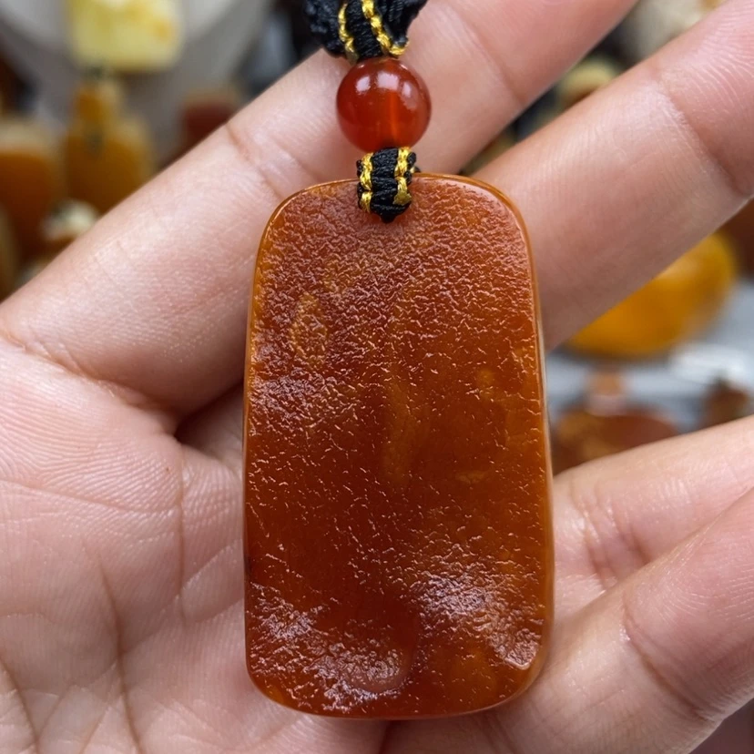 【闪购商品】琥珀颈饰未镶嵌