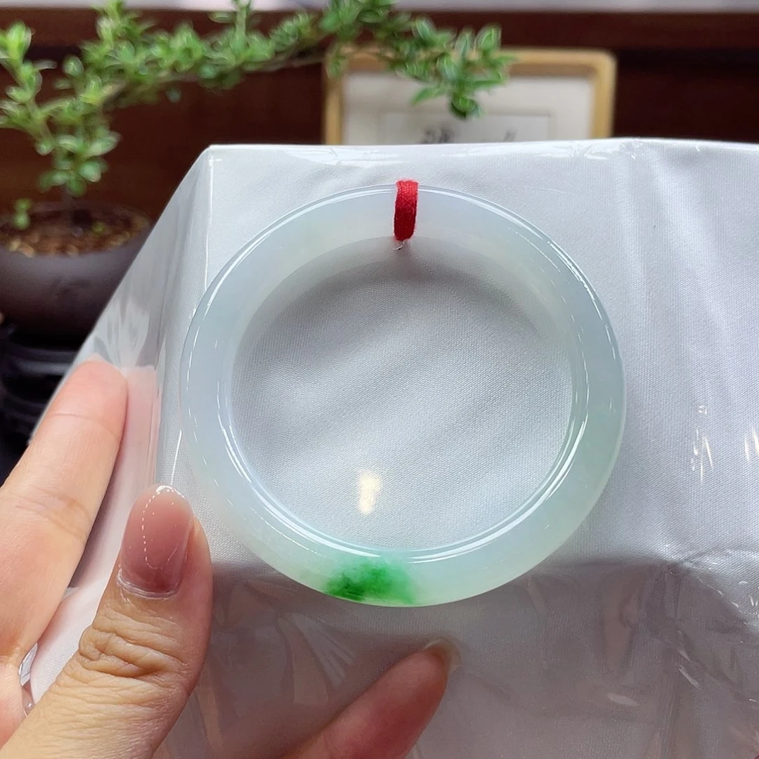 翡翠未镶嵌手镯30 号链接