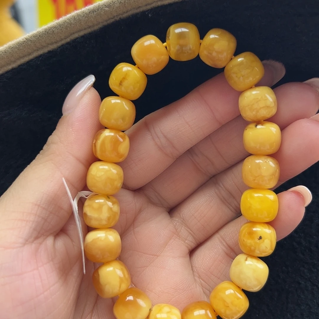 未镶嵌琥珀珠宝奇石