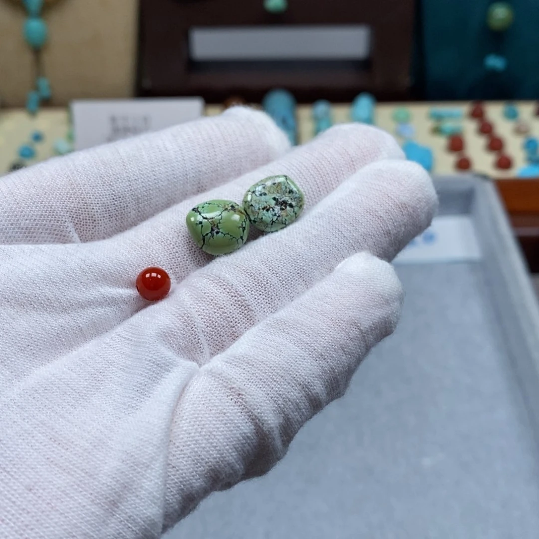 未镶嵌配饰南红玛瑙