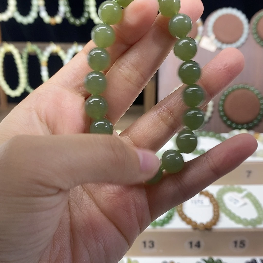 萍****和田玉未镶嵌手链