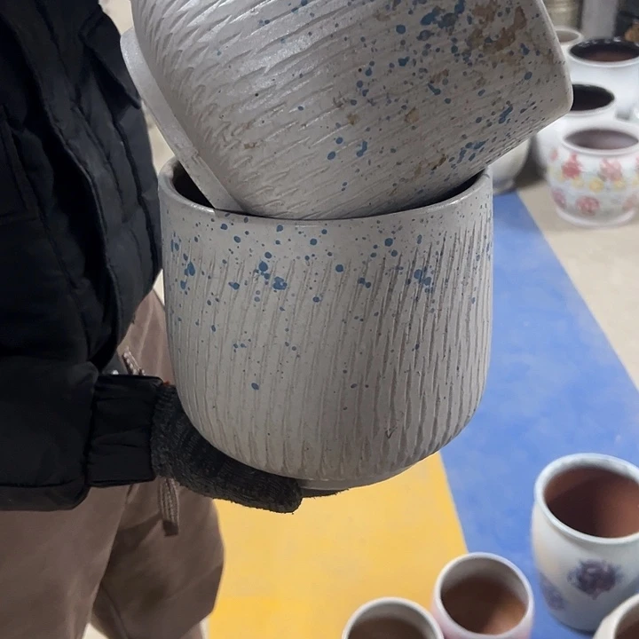 高度18厘米口18厘米