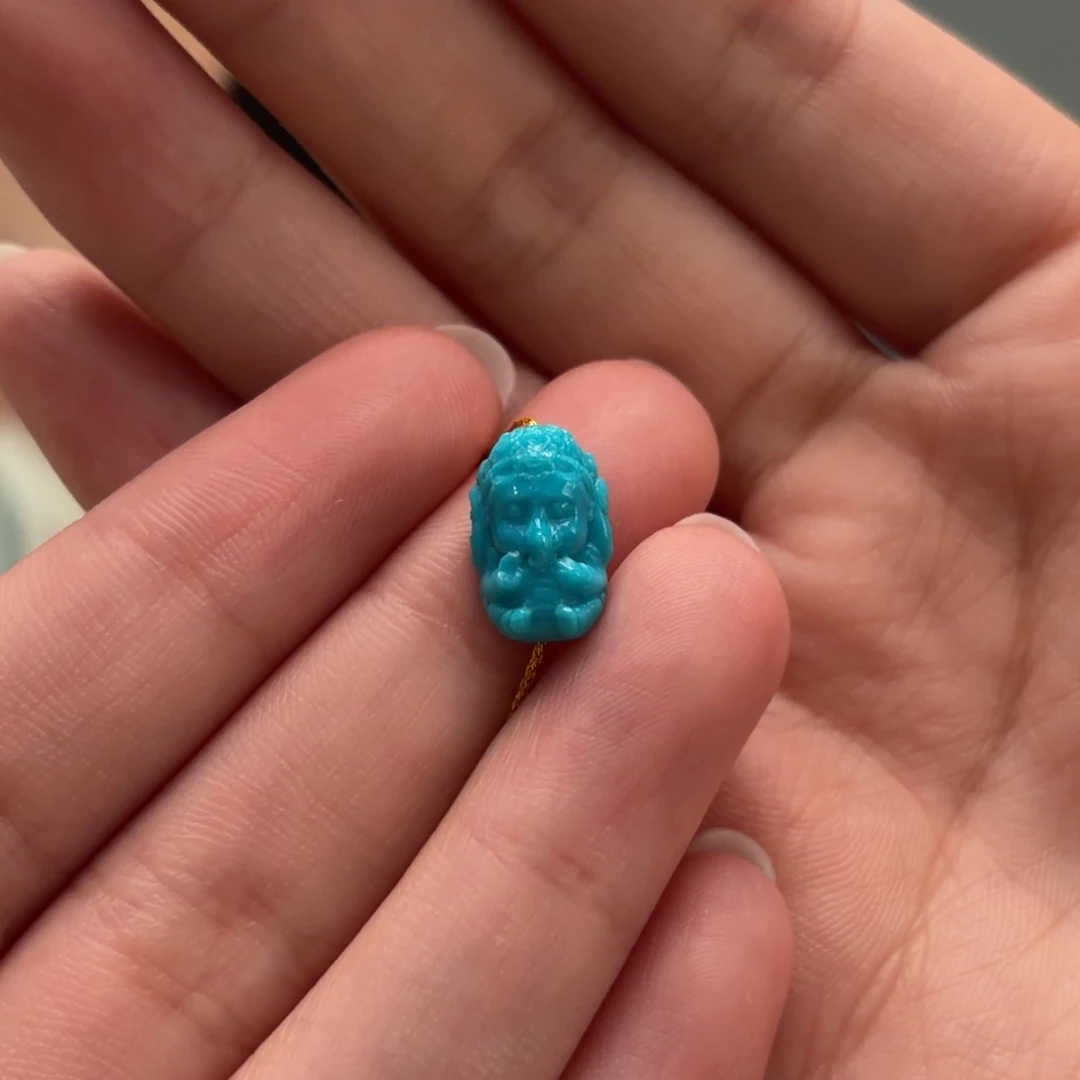 绿松石未镶嵌颈饰