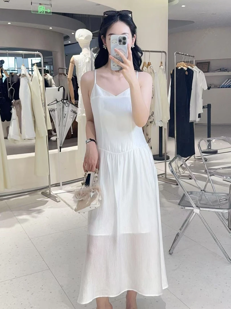 “烂漫”法式优雅气质吊带连衣裙设计师原创V领中长款裙子