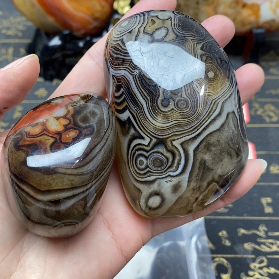 玛瑙/玉髓玛瑙未镶嵌宇**斑