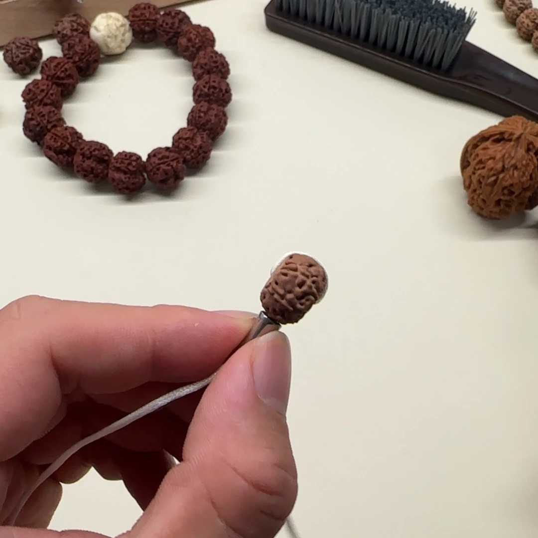 赵***岐吊坠金刚菩提树王三通