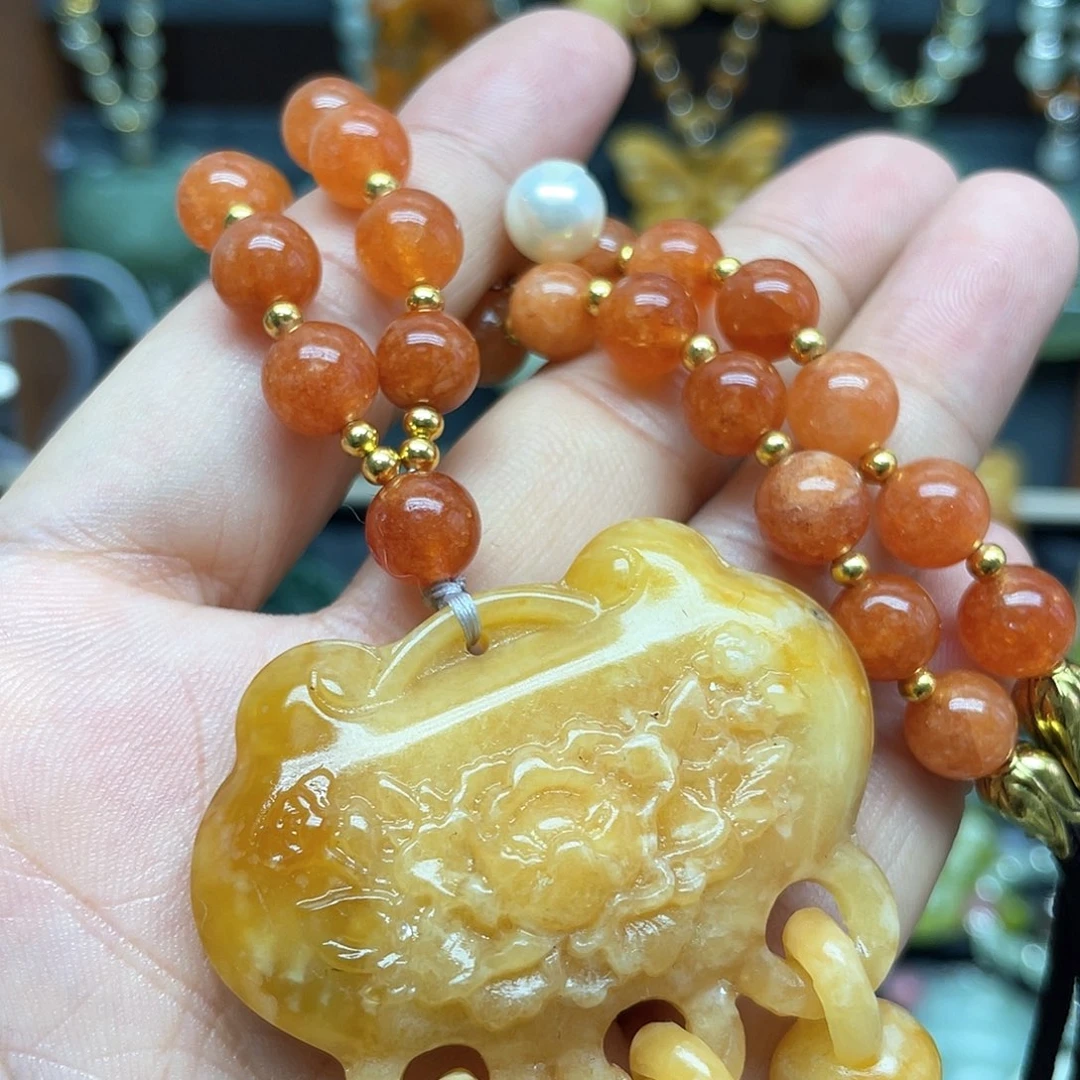 未镶嵌蛇纹石玉颈饰