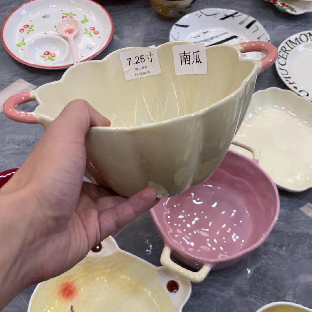 陶瓷微瑕餐具介意勿拍，满18飞！