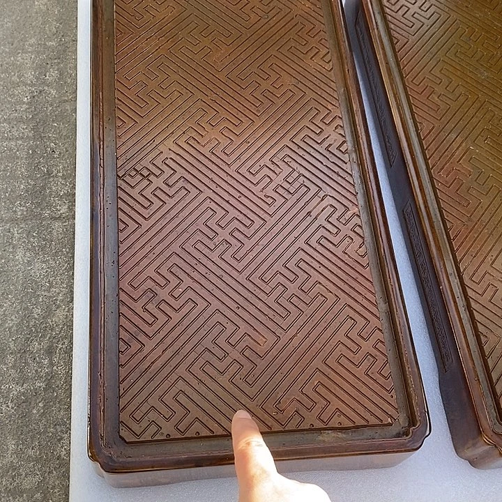 近半米金砖万字纹茶盘