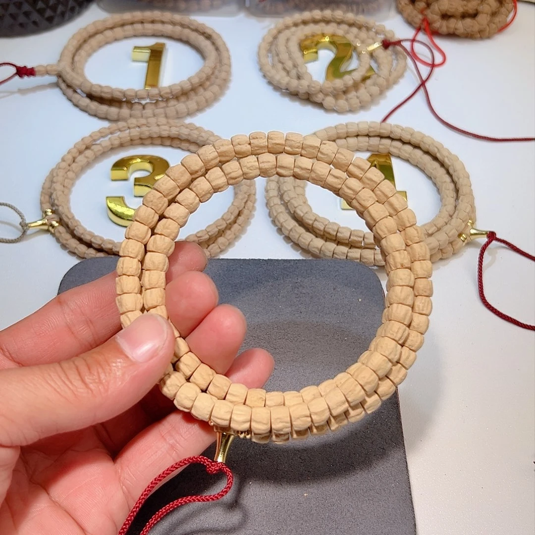 柏香籽/百香籽吊坠?****中