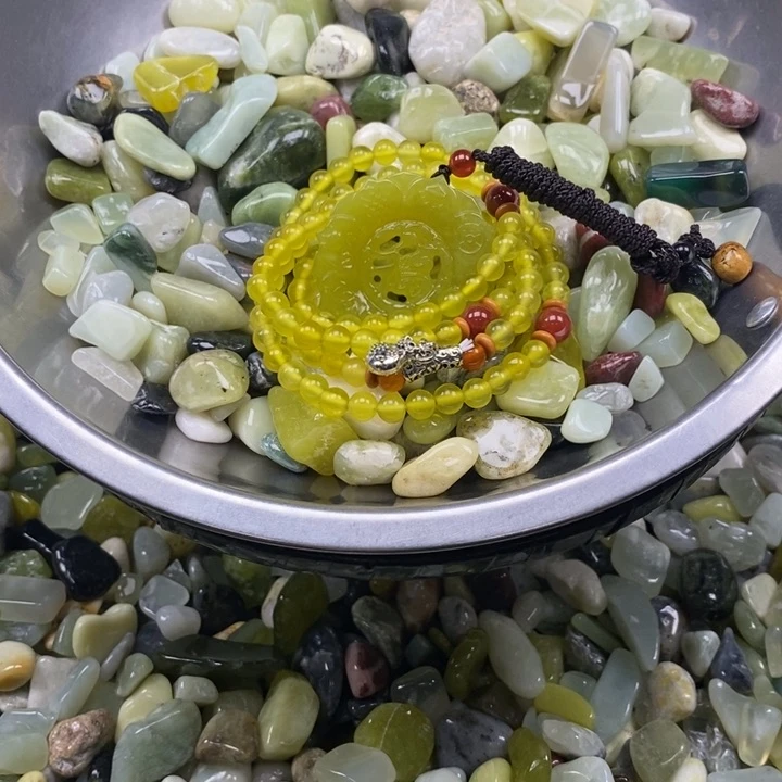 蛇纹石玉鱼缸石未镶嵌