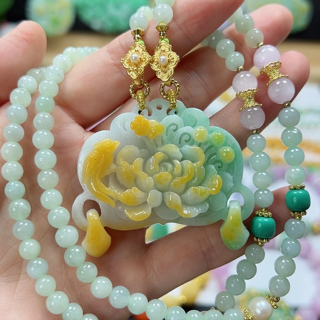 颈饰未镶嵌翡翠吊坠