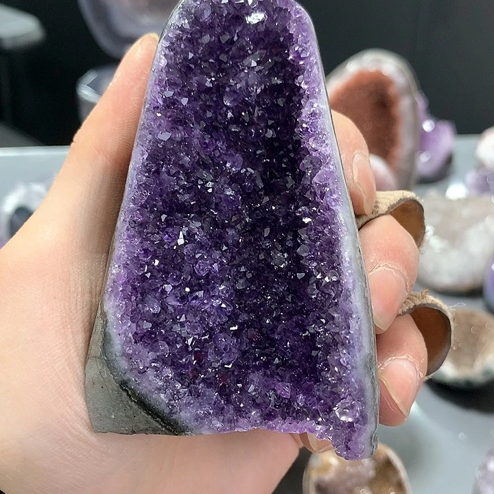 水晶大型摆件（非配饰）未镶嵌