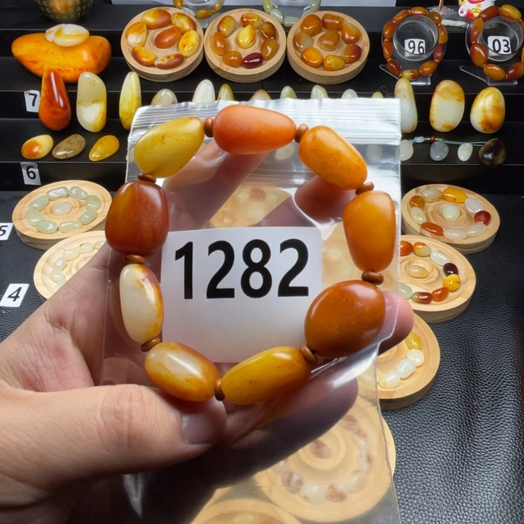 和田玉未镶嵌手链