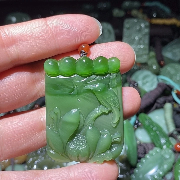 和田玉未镶嵌吊坠(不含链)