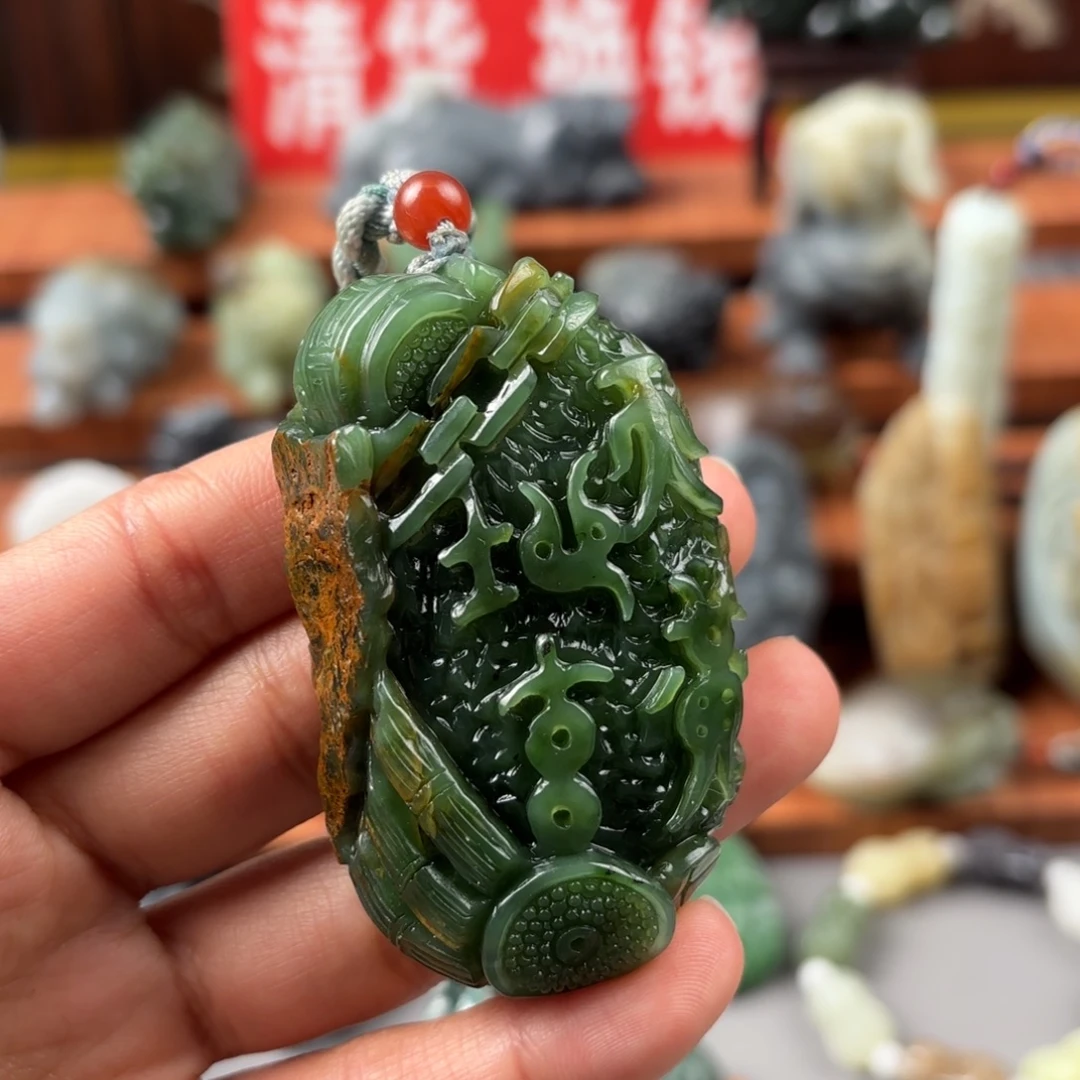 和田玉未镶嵌挂件