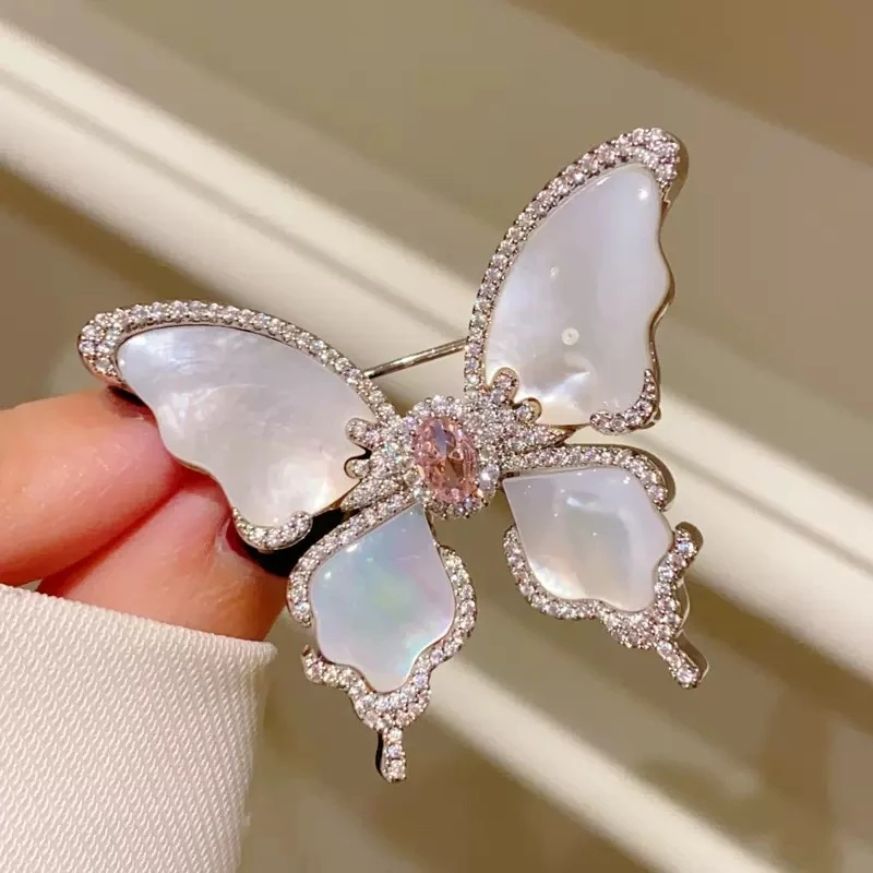 铜合金胸针 高级感设计师款轻奢贝壳蝴蝶胸针胸花优雅百