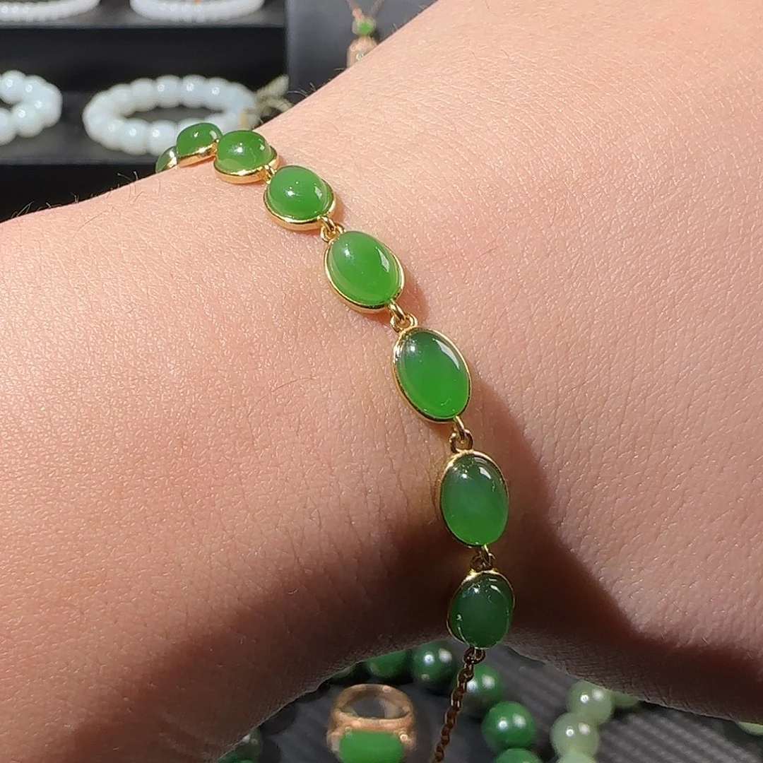 和田玉（碧玉）未镶嵌手链