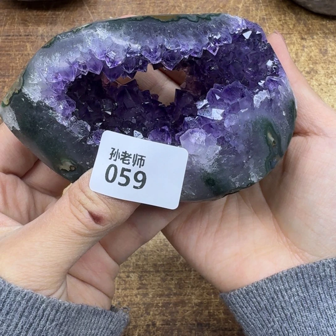 水晶大型摆件（非配饰）未镶嵌