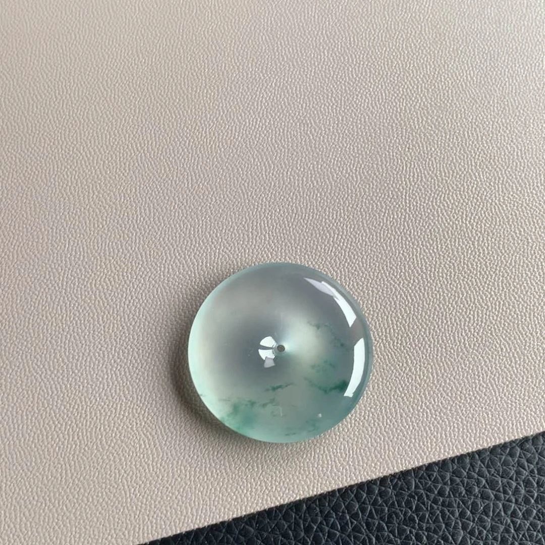 翡翠颈饰未镶嵌天然缅甸翡翠