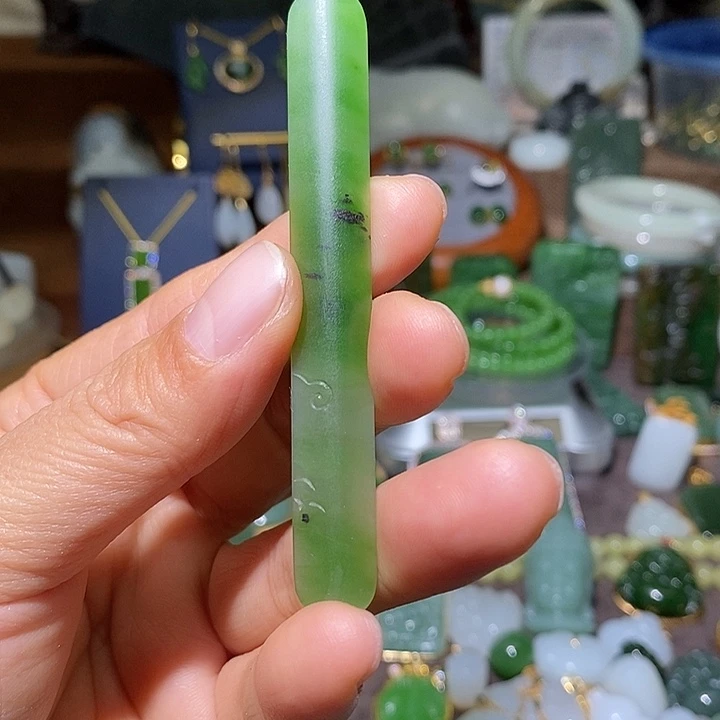 布***王和田玉（碧玉）未镶嵌吊坠(不含链)