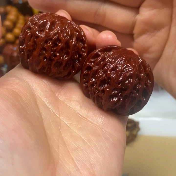 文玩核桃吊坠磨盘