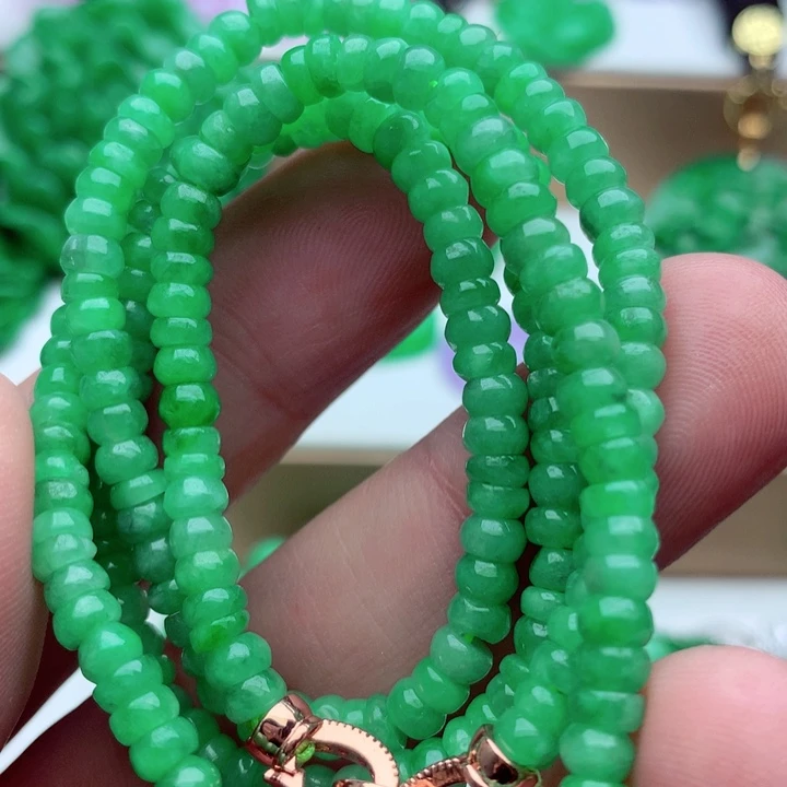 翡翠未镶嵌毛衣链