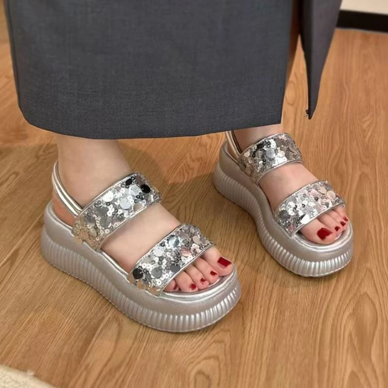 C6262  银色  新款夏季2025新款舒适厚底女休闲凉鞋