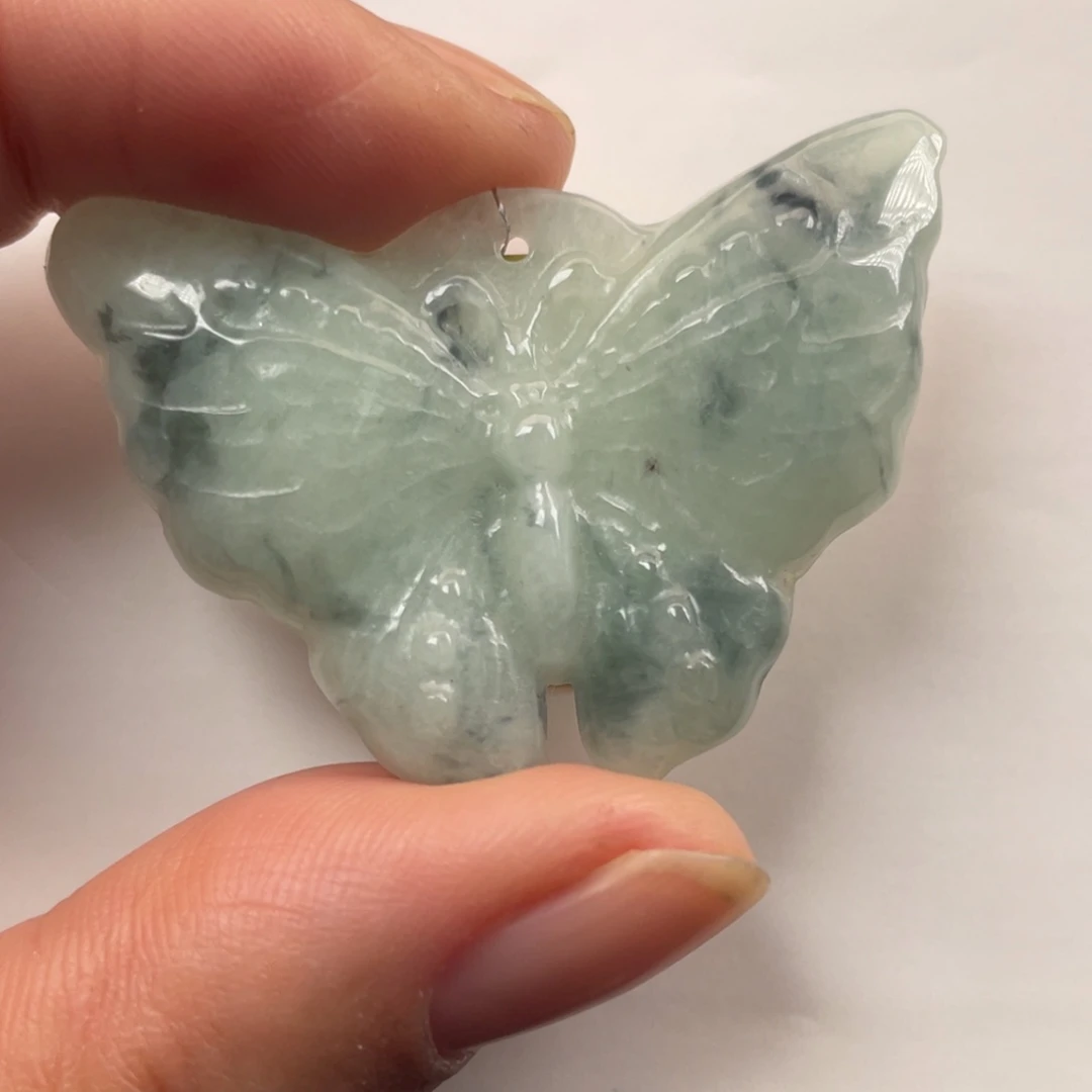 翡翠未镶嵌颈饰翡翠蝴蝶吊坠