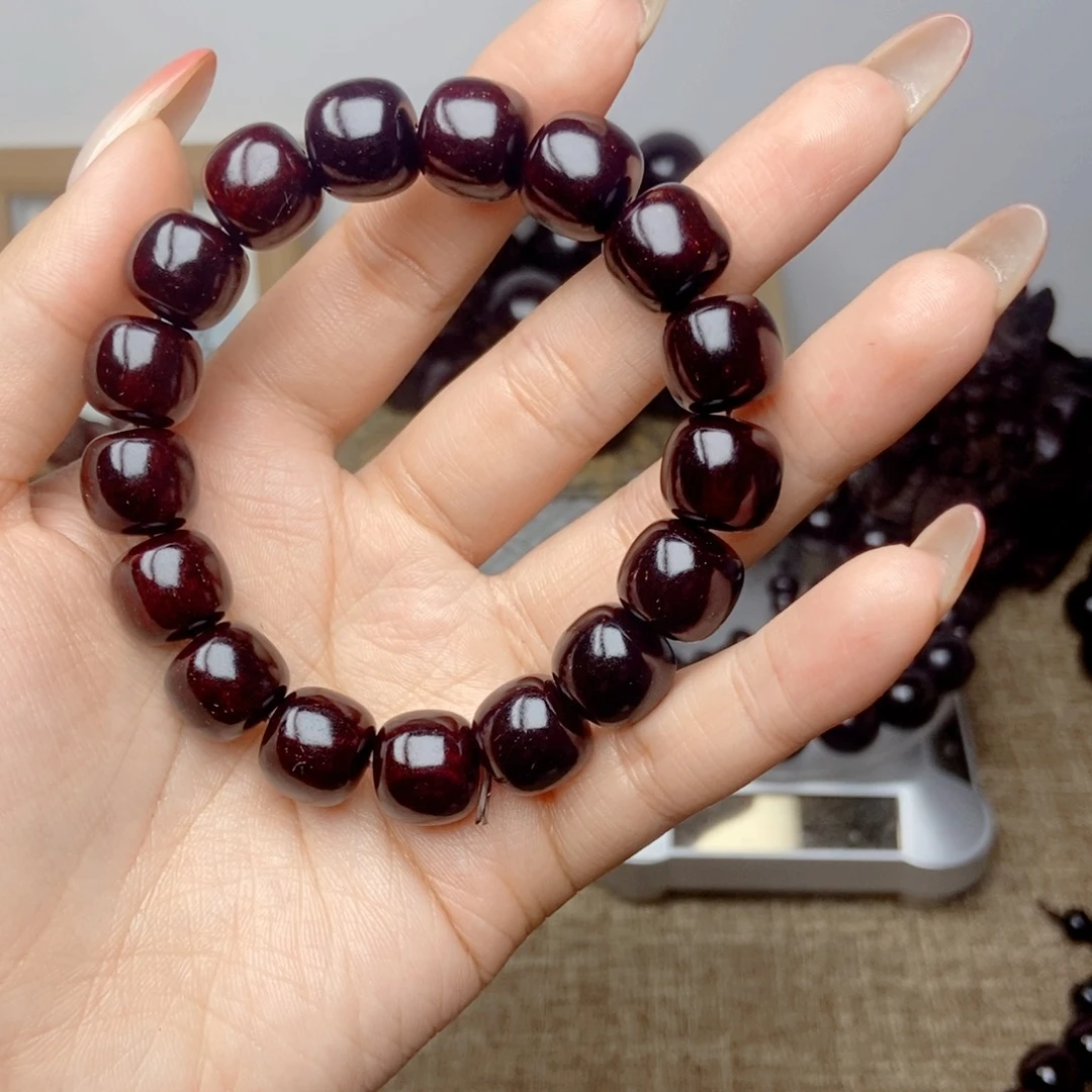 檀香紫檀（小叶紫檀）海**静1112