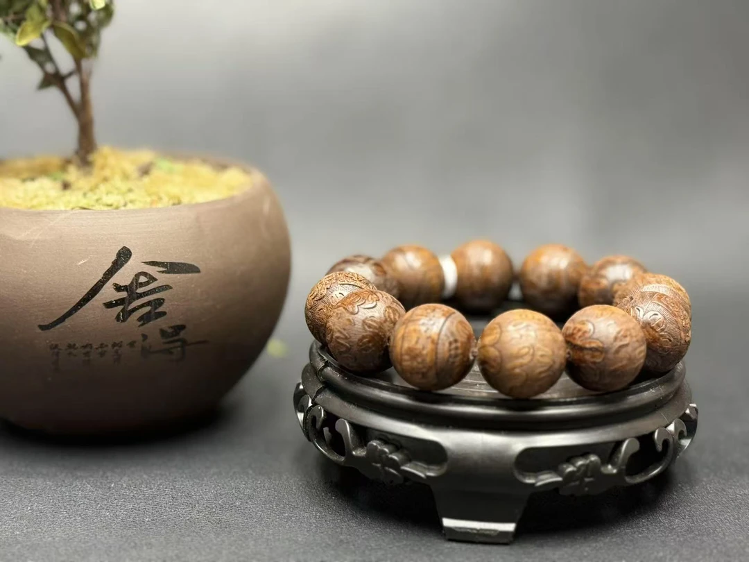 【小茜】FY074沉木圆珠雕刻手串