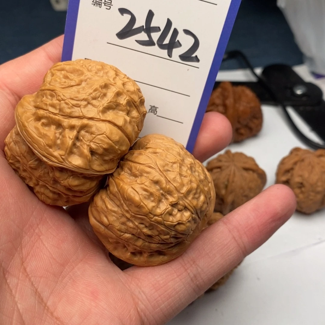 文玩核桃把件2542