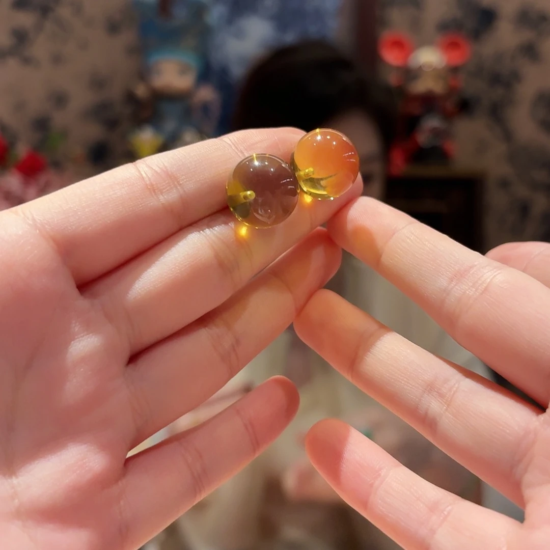 琥珀耳饰18K金镶嵌多样性发其一