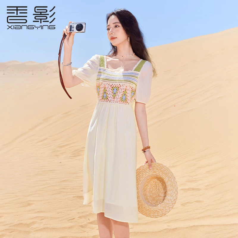 【直播专享】N842383连衣裙 香影方领连衣裙女夏季新款度假风镂空