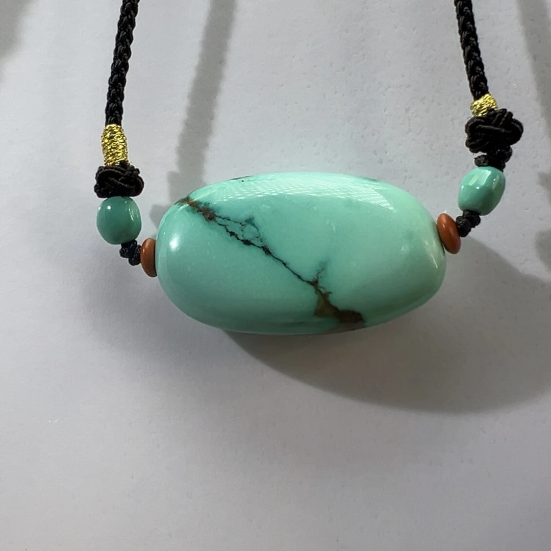 绿松石未镶嵌挂件