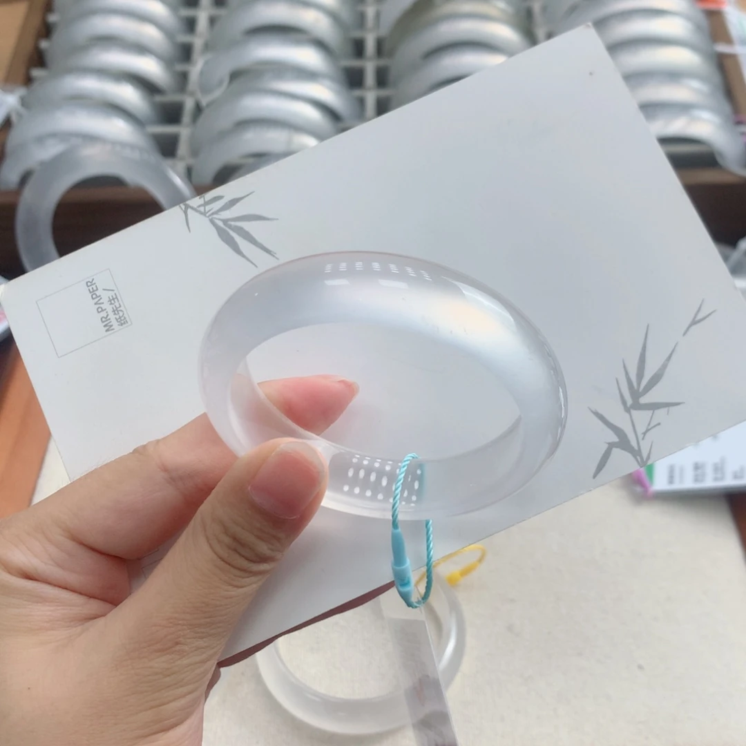 未镶嵌手镯石英质玉（金丝玉）1A52白月光