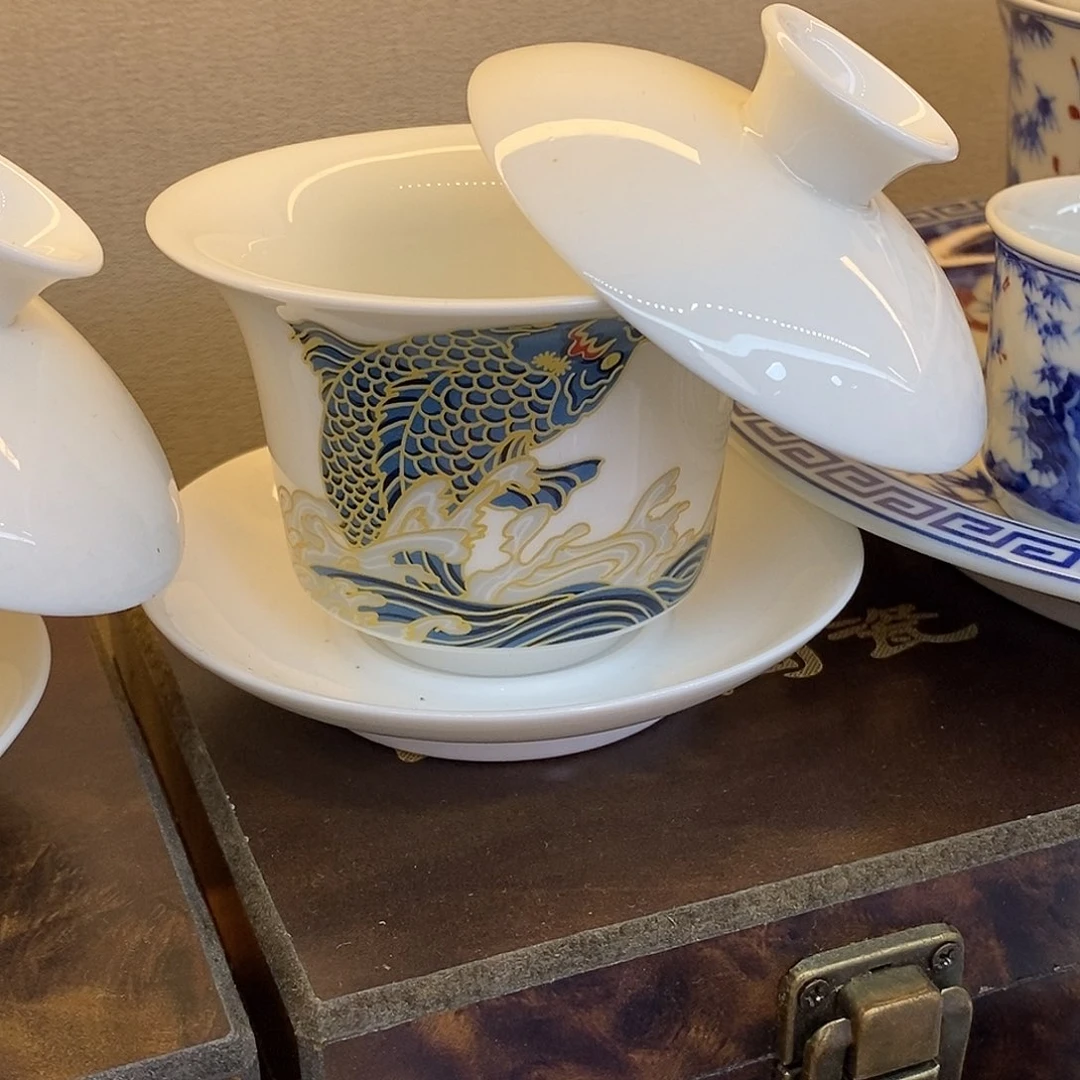 盖碗盖碗茶，，盖碗